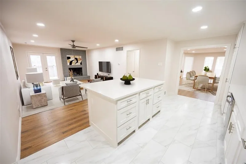 6105 Rincon Way, Dallas, Texas, United States. - Photo 3