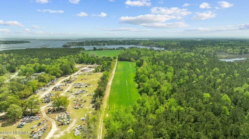 517 Queens Creek Road, Hubert, NC 28539, Swansboro, North Carolina, United States. - Photo 19