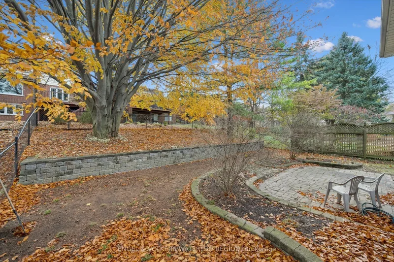 131 Woodbend Crescent, Waterloo, Ontario, Canada. - Photo 14