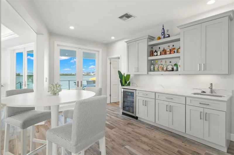 295 BAYSIDE DRIVE, Clearwater, Florida, United States. - Photo 20