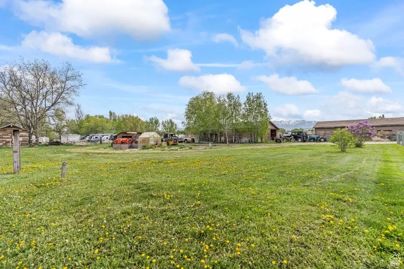 3168 W 1300, Clinton, UT 84015, Clearfield, Utah, United States. - Photo 36