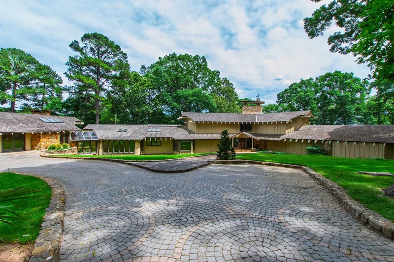 812 Kenmore Road , Chapel Hill, NC 27514, Chapel Hill, North Carolina, United States. - Photo 87