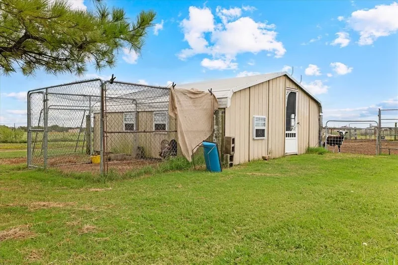3300 Airport Road, Tioga, Texas, United States. - Photo 30