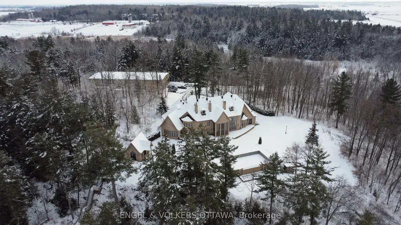 2892 Presquile Road, Lefaivre, Ontario, Canada. - Photo 32