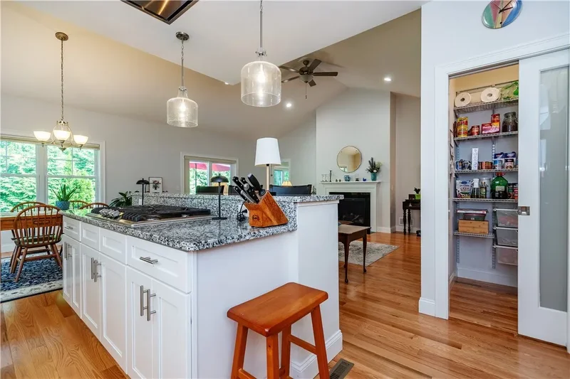 1 Hampton Road 27, Coventry, Rhode Island, United States. - Photo 28