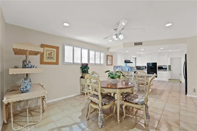 17654 Knapp, Northridge, CA 91325, Los Angeles, California, United States. - Photo 11