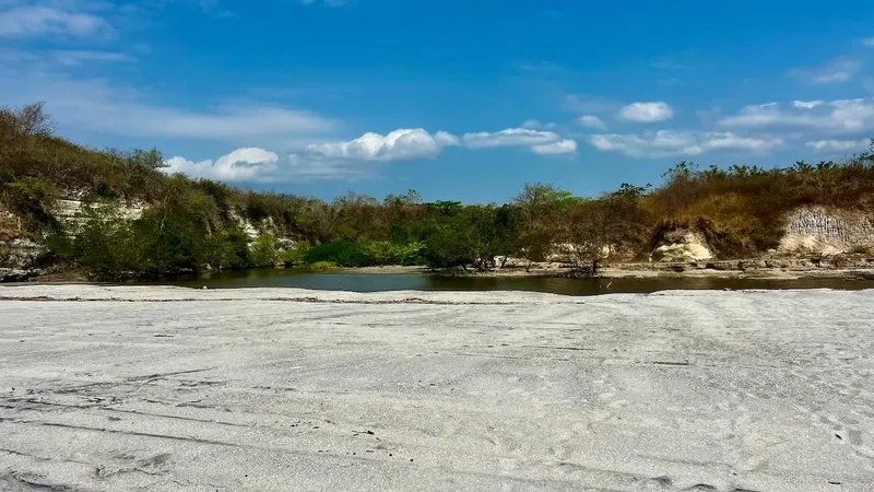 PREMIUM BEACHFRONT LAND