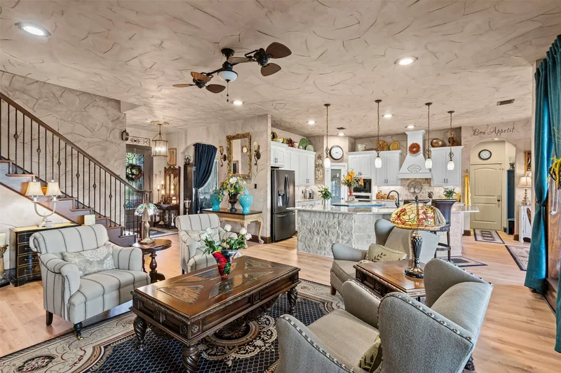 873 Canyon Creek Lane, Weatherford, TX 76087, Weatherford, Texas, United States. - Photo 15