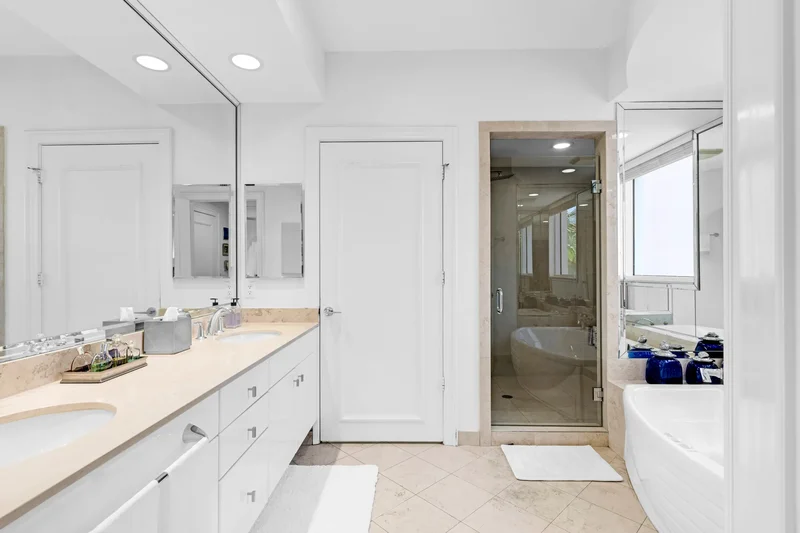727 Crandon Blvd Unit# 401, Key Biscayne, FL 33149, Key Biscayne, Florida, United States. - Photo 17