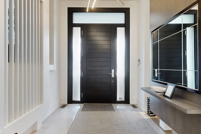 77 Bannatyne Drive, Toronto, ON M2L 2P2, Toronto, Ontario, Canada. - Photo 2
