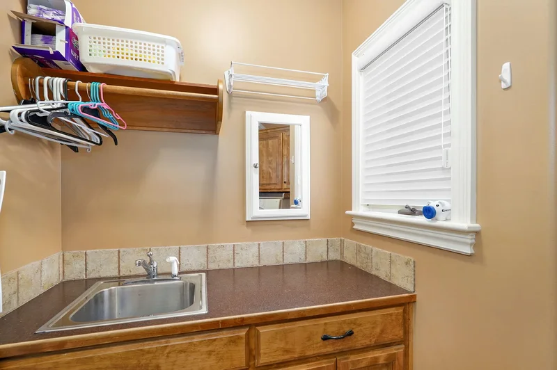 5909 S Brightwater Trail, Springfield, MO 65810, Springfield, Missouri, United States. - Photo 48