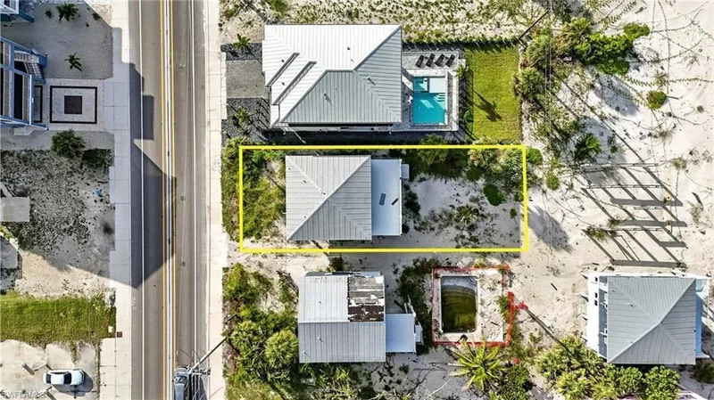 5300, Fort Myers Beach, Florida, United States. - Photo 5