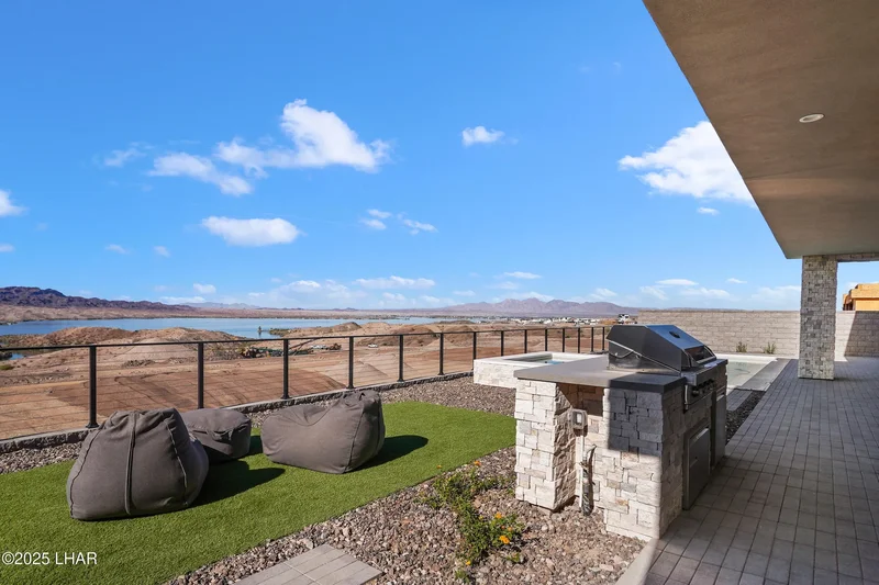 2567 Copper Canyon Dr Dr, Lake Havasu City, AZ 86406, Lake Havasu City, Arizona, United States. - Photo 50