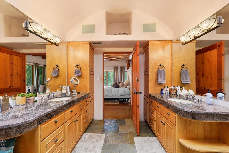 11 KOONTZ Road, Corrales, NM 87048, Corrales, New Mexico, United States. - Photo 25