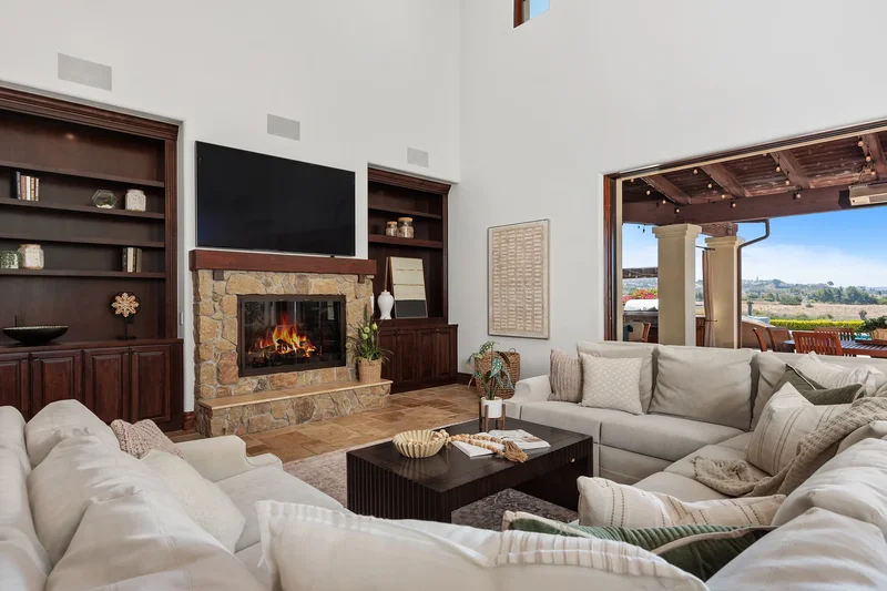 8183 Doug Hill , San Diego, CA 92127, Rancho Santa Fe, California, United States. - Photo 32