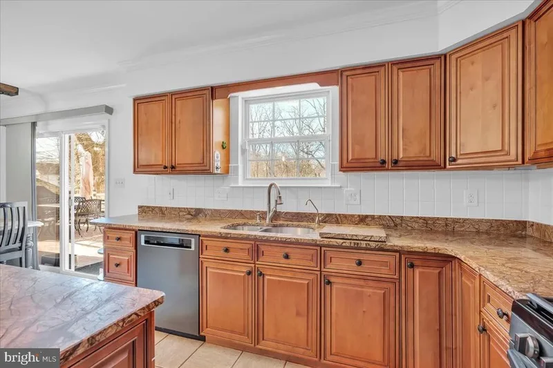 126 DEERFIELD AVE AVENUE, MARLTON, NJ 08053, Evesham Township, New Jersey, United States. - Photo 7