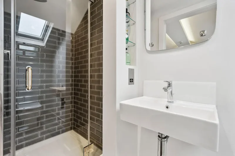 CHEYNE COURT, CHELSEA, SW3, London, England, United Kingdom. - Photo 29
