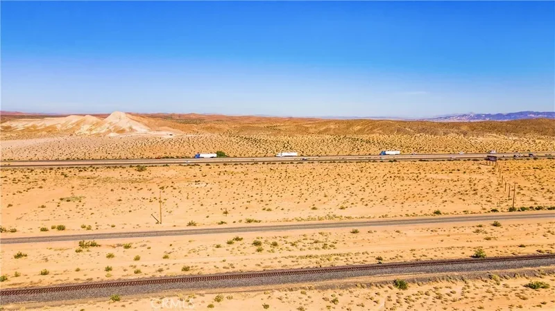 17 Yermo Road, Yermo, CA 92398, Newberry Springs, California, United States. - Photo 5