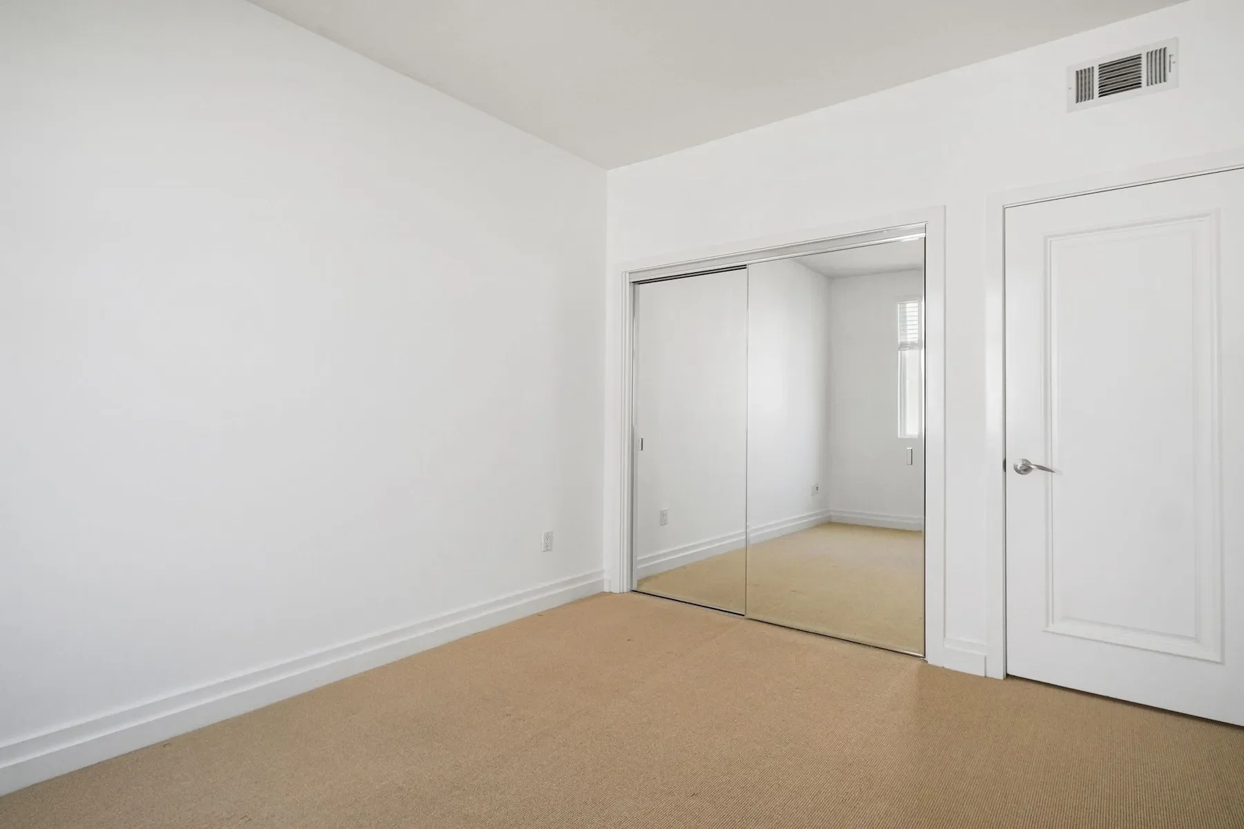 Gallery photo 6