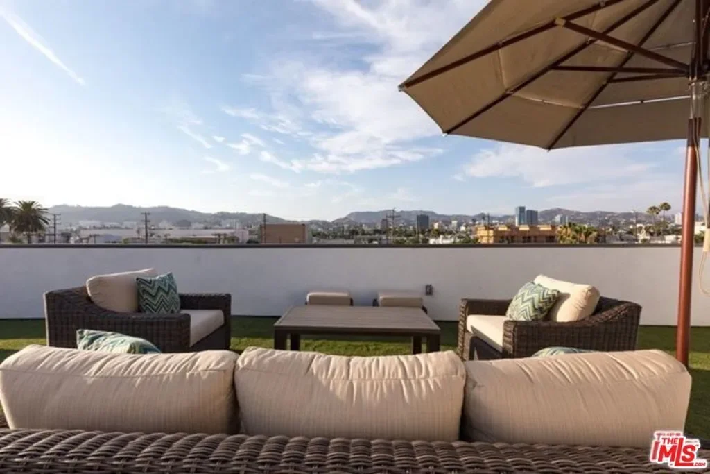 935 N Hudson 401, Los Angeles, California, United States. - Photo 6