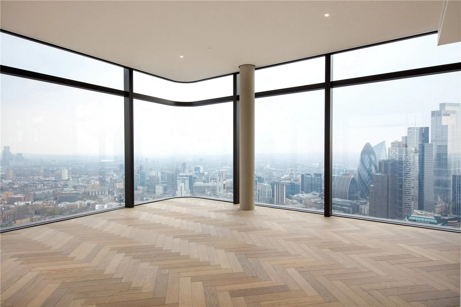 London, London, England, United Kingdom. - Photo 15