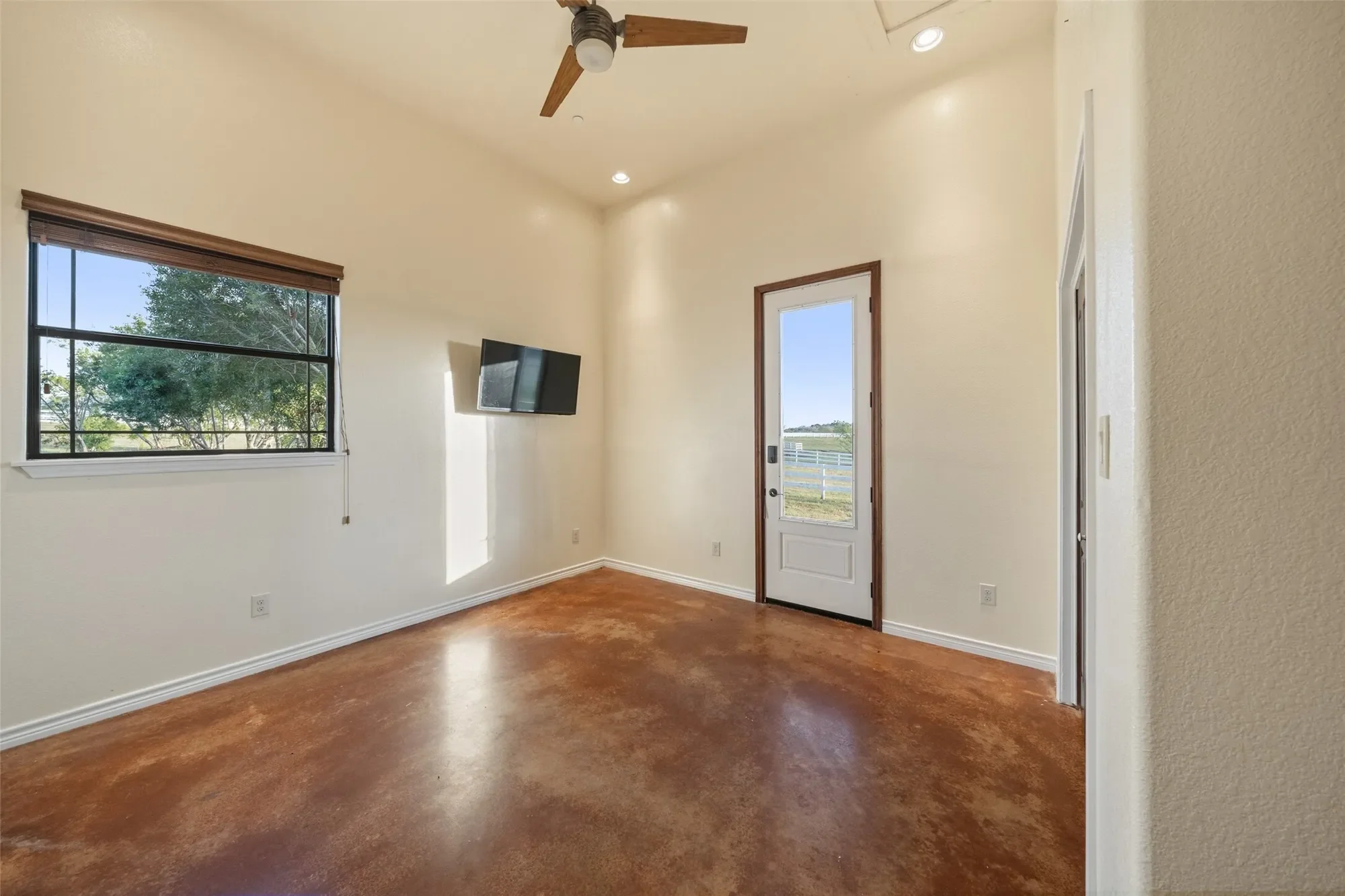 23981 Old Dobbin Plantersville Road, Montgomery, TX 77316, Montgomery, Texas, United States. - Photo 20