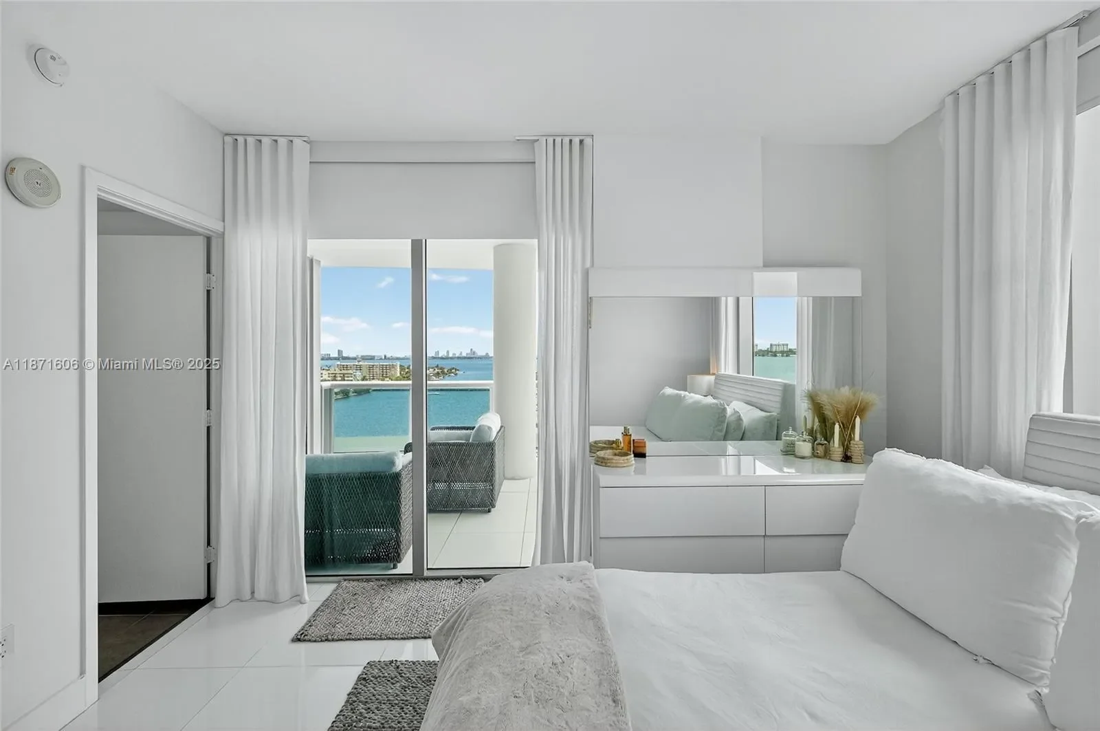 7935 East Dr 1104, Miami Beach, Florida, United States. - Photo 38