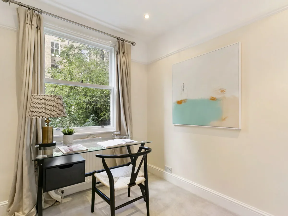 Bassett Road, London, W10, London, England, United Kingdom. - Photo 10
