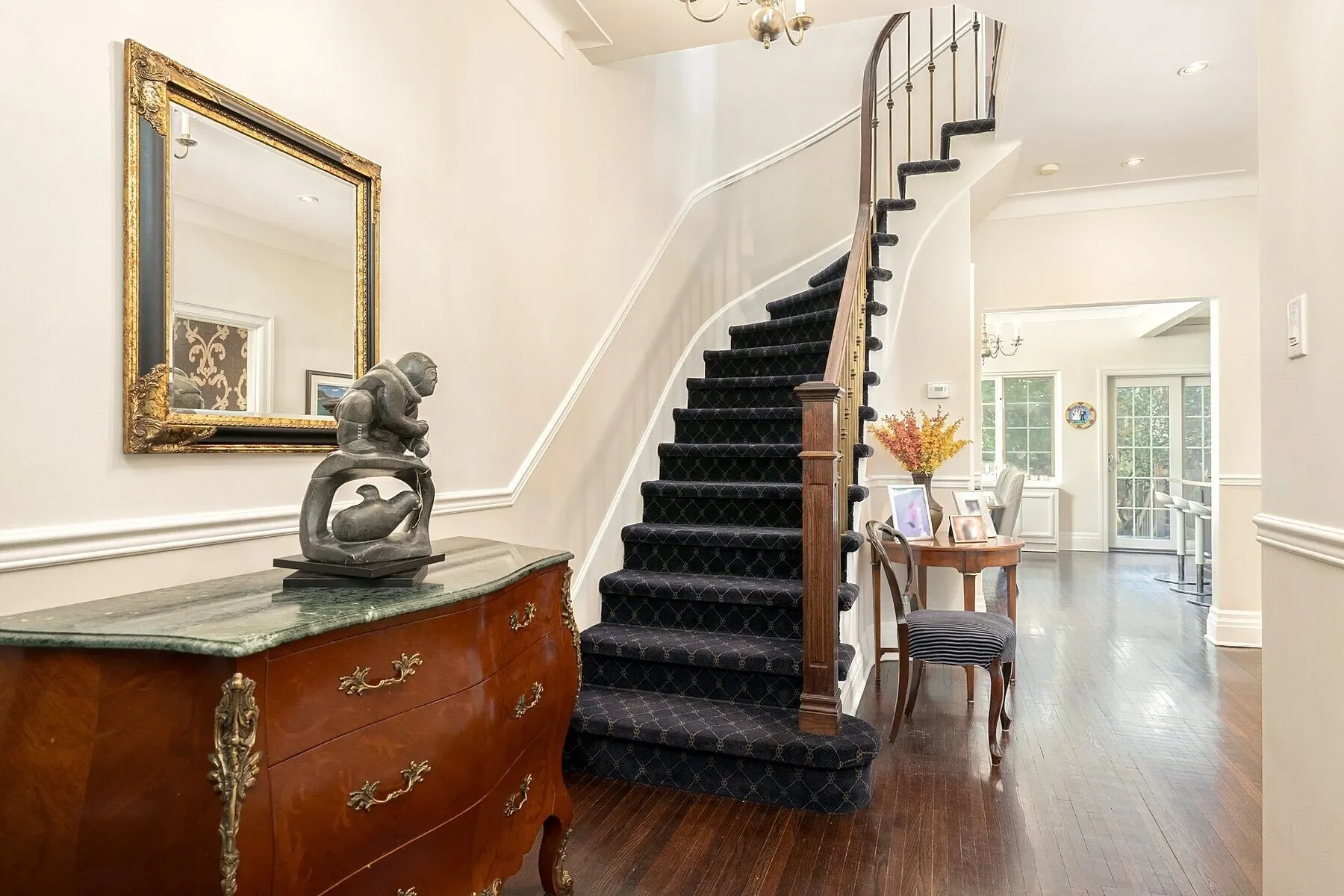 Gallery photo 2