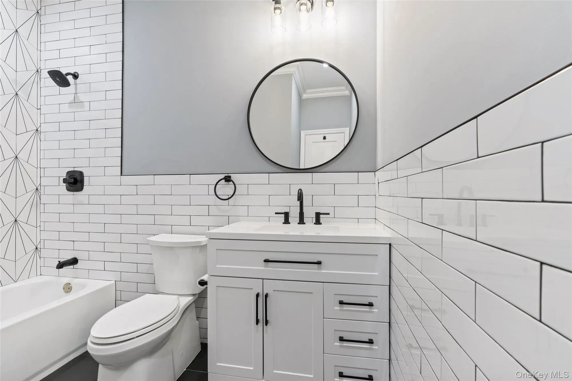 7 S Bay Avenue, Bay Shore, NY 11706, Bay Shore, New York, United States. - Photo 44