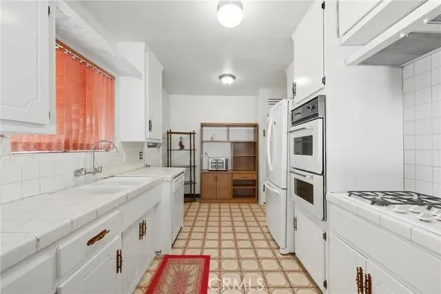 1140 N Ditman Ave, County - Los Angeles, CA 90063, East Los Angeles, California, United States. - Photo 23
