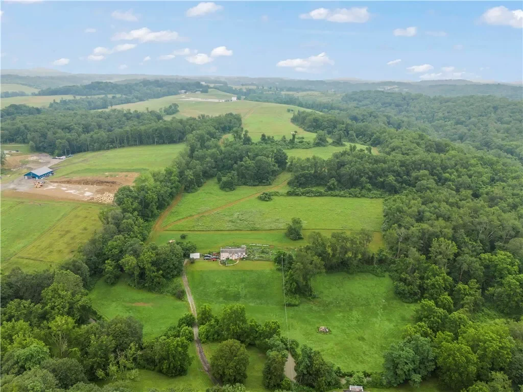 465 Sugar Run Road, Eighty Four, PA 15330, Eighty Four, Pennsylvania, United States. - Photo 6
