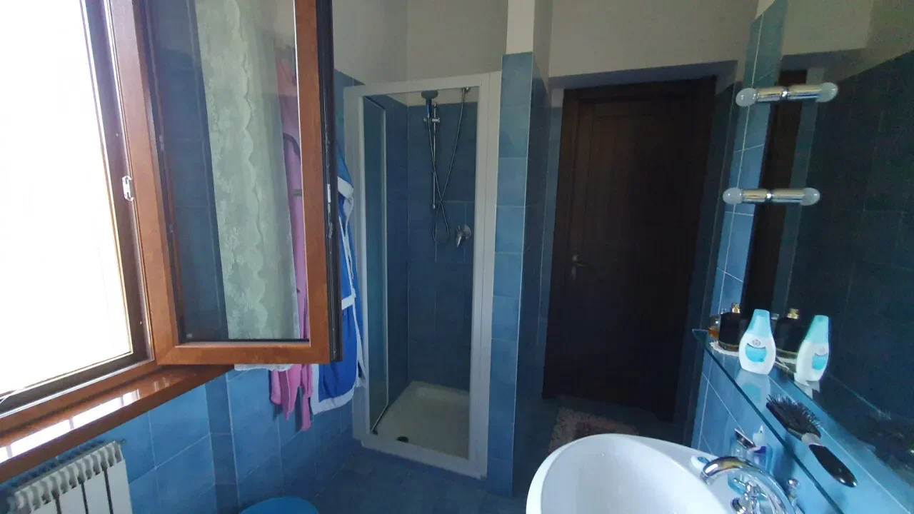 Gallery photo 5