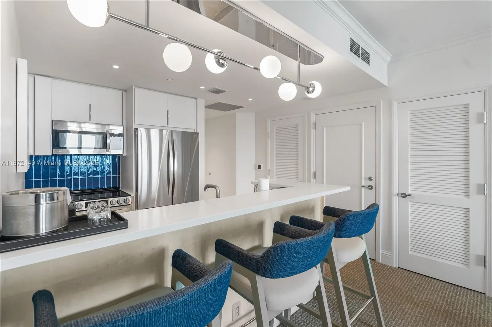 4401 Collins Ave 2712, Miami Beach, Florida, United States. - Photo 11