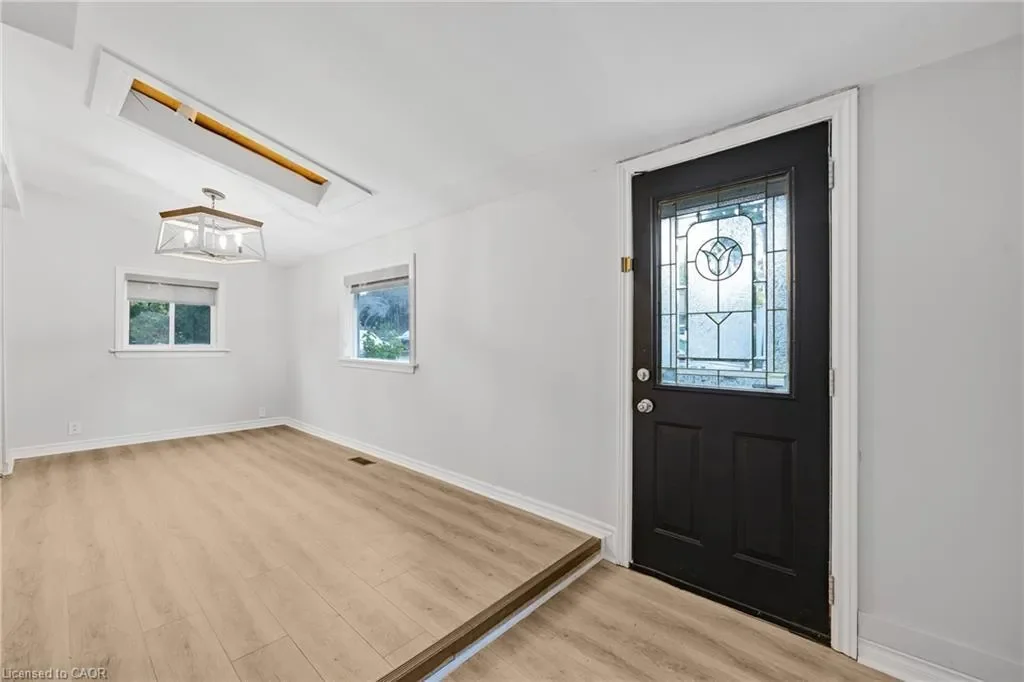 2 Griffin Street, Hamilton, Ontario, Canada. - Photo 14