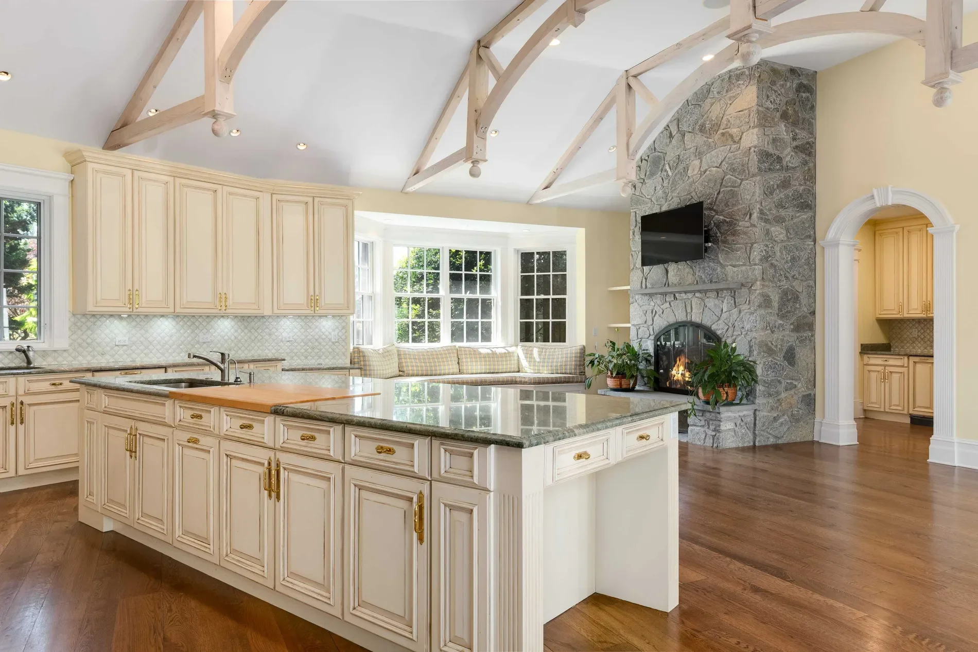 63 Premium Point, New Rochelle, NY, 10801, USA, New Rochelle, New York, United States. - Photo 18