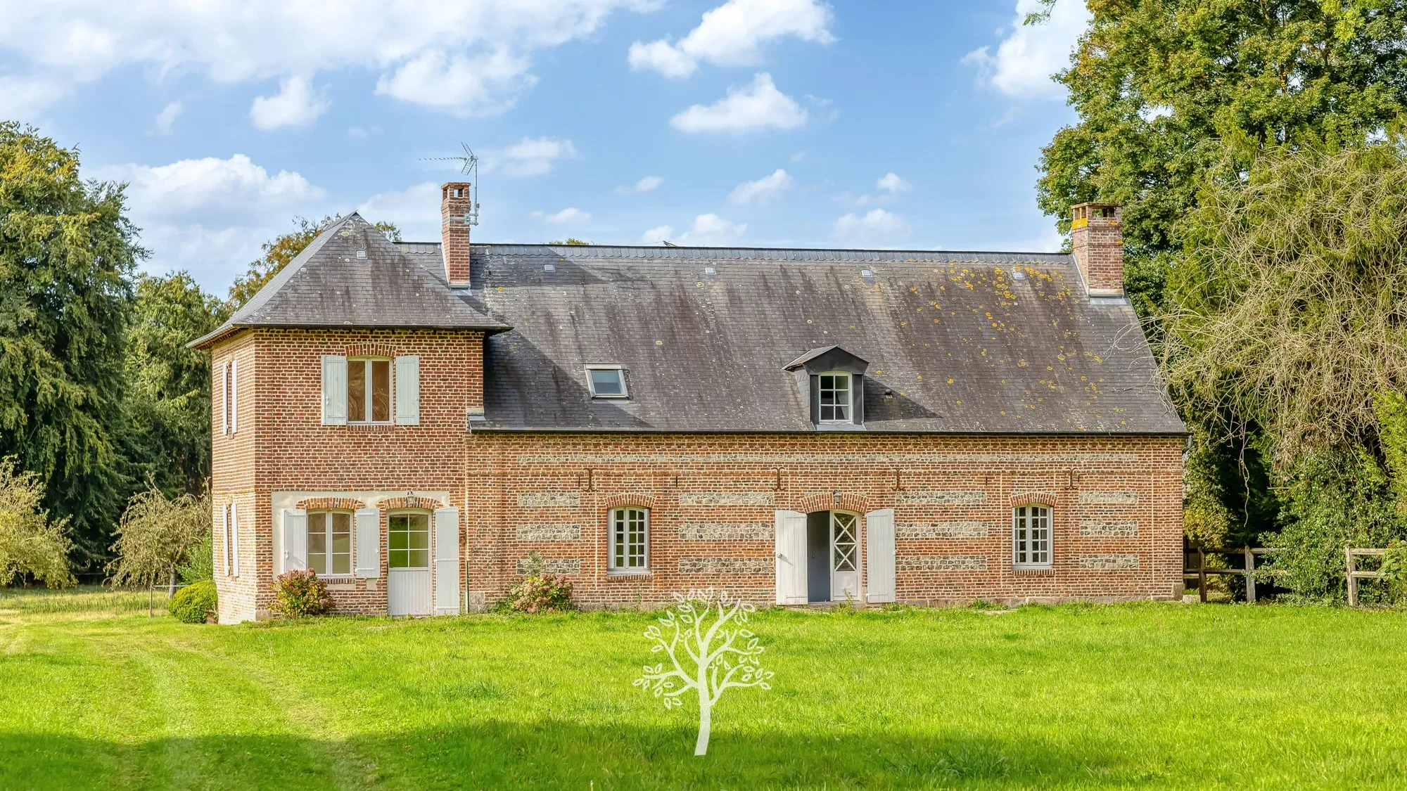 Val-de-Scie, Normandy, France. - Photo 7