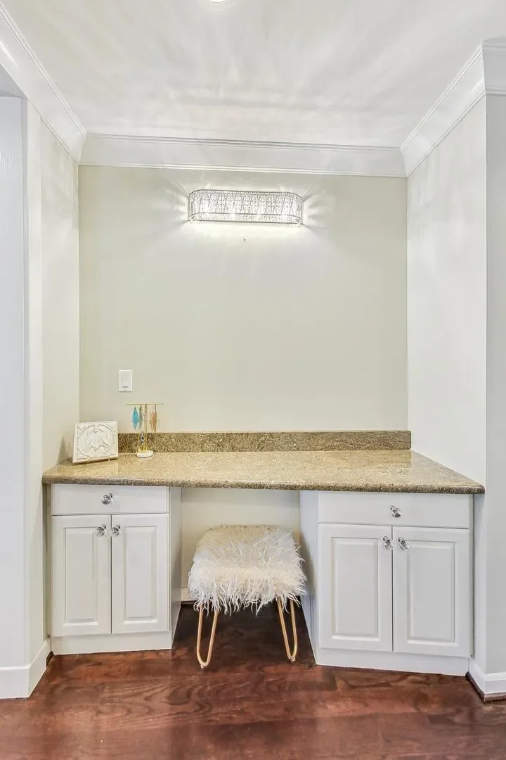 1807 N 79th Avenue, Elmwood Park, Illinois, United States. - Photo 38
