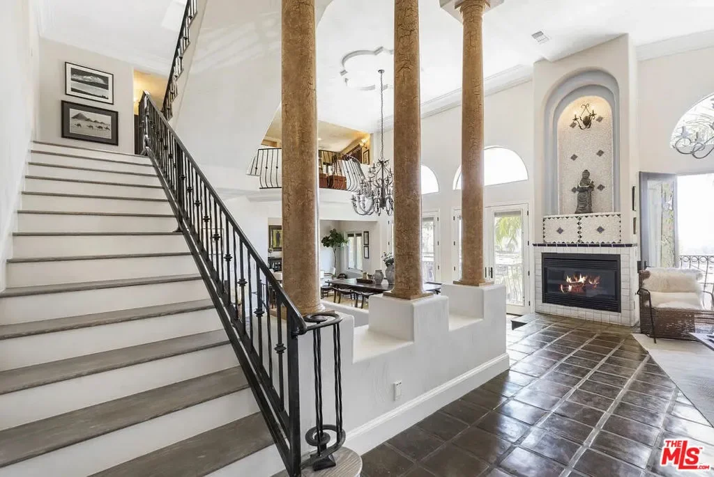 6383 Quebec Drive, Los Angeles, California, United States. - Photo 13