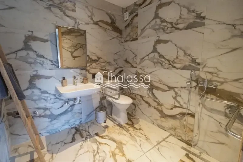 Gallery photo 5