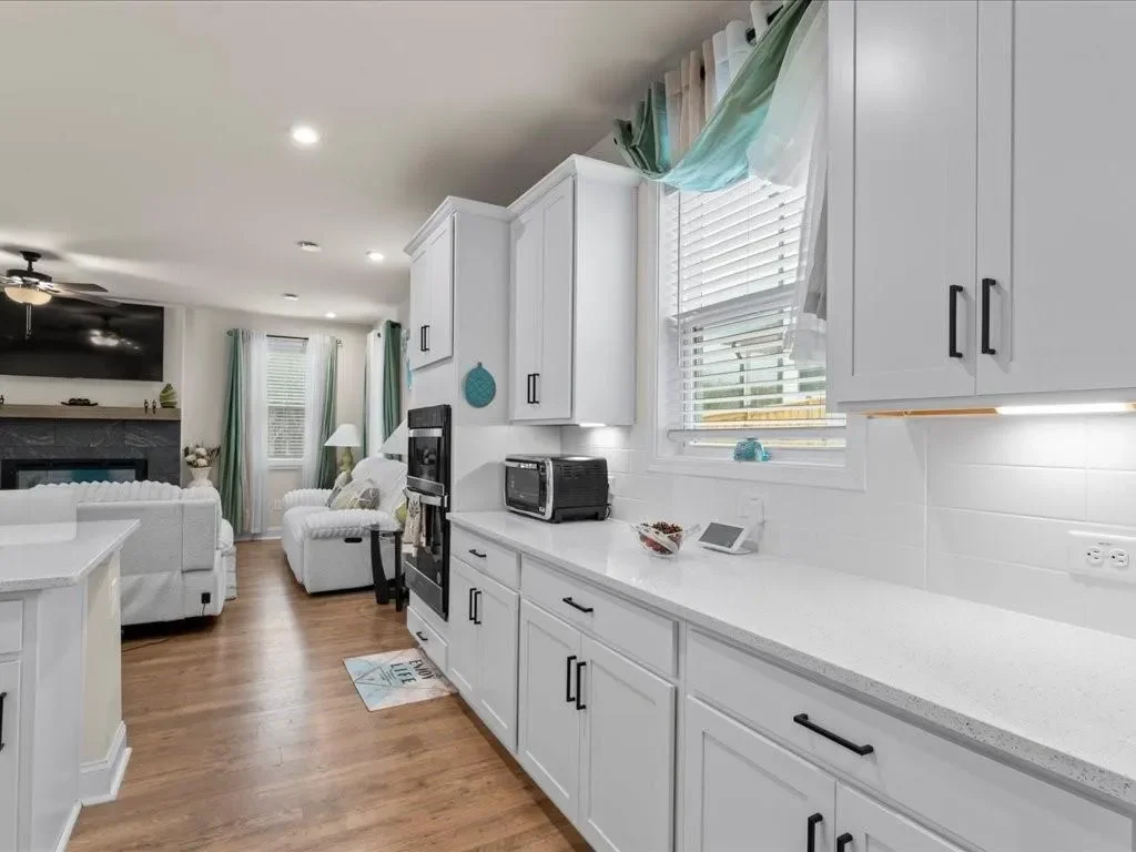 Single Family Residence in Kennesaw