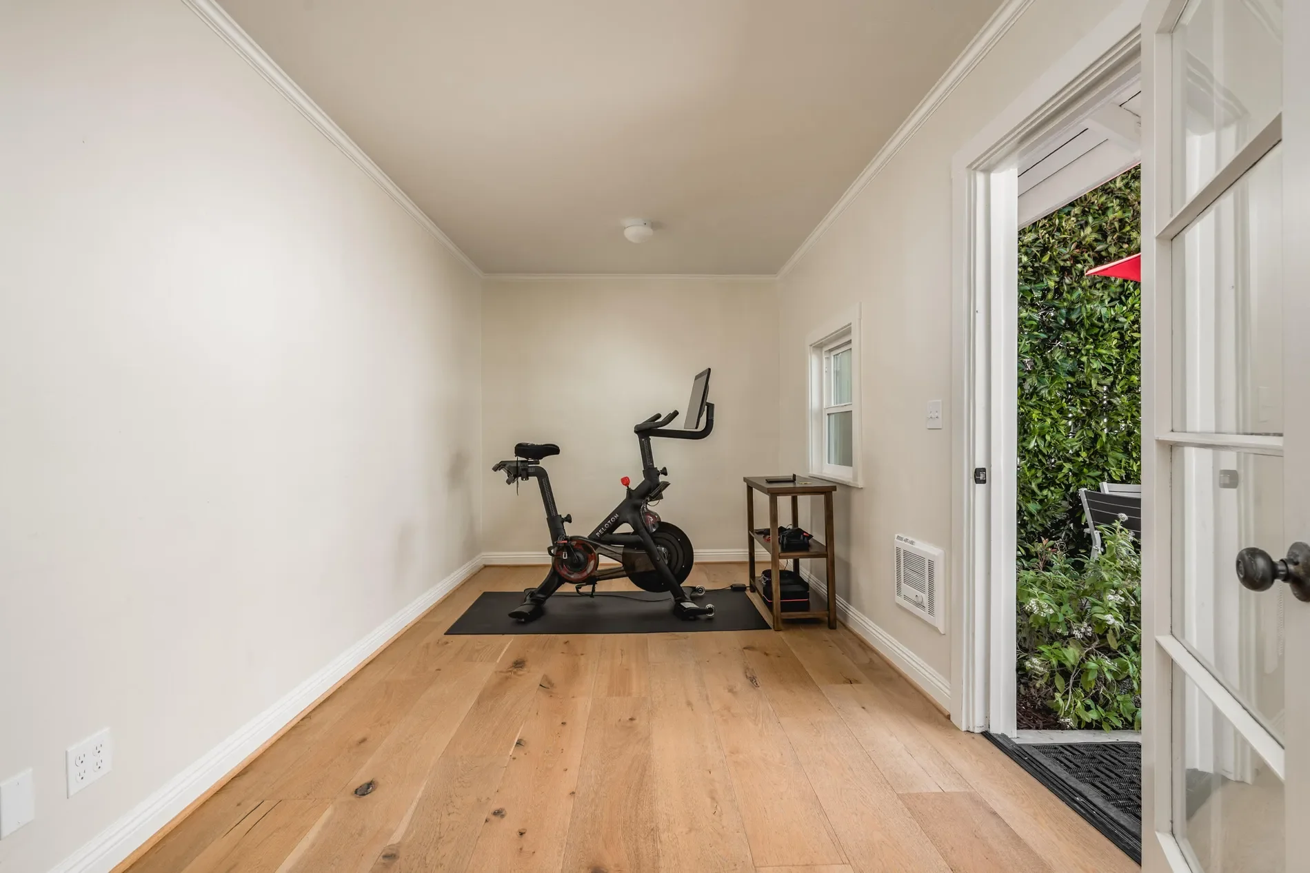 428 Corona Del Mar, Santa Barbara, California, United States. - Photo 18