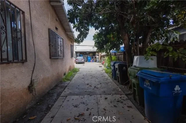 1419 E. 111th St., Los Angeles, CA 90059, Los Angeles, California, United States. - Photo 30