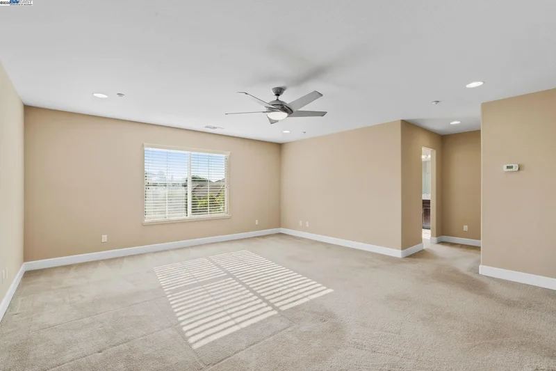 2255 Sugarloaf Ct, Brentwood, California, United States. - Photo 17