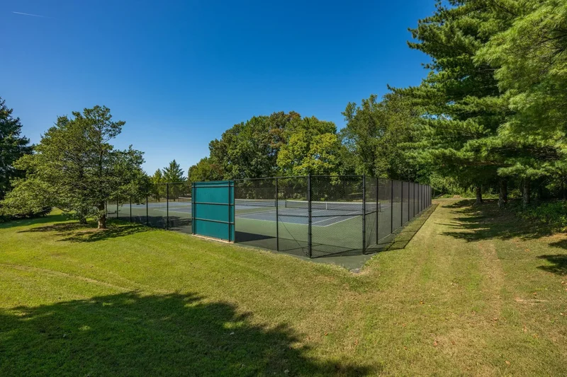9200 Town Gate Lane , Bethesda, MD 20817, Bethesda, Maryland, United States. - Photo 75