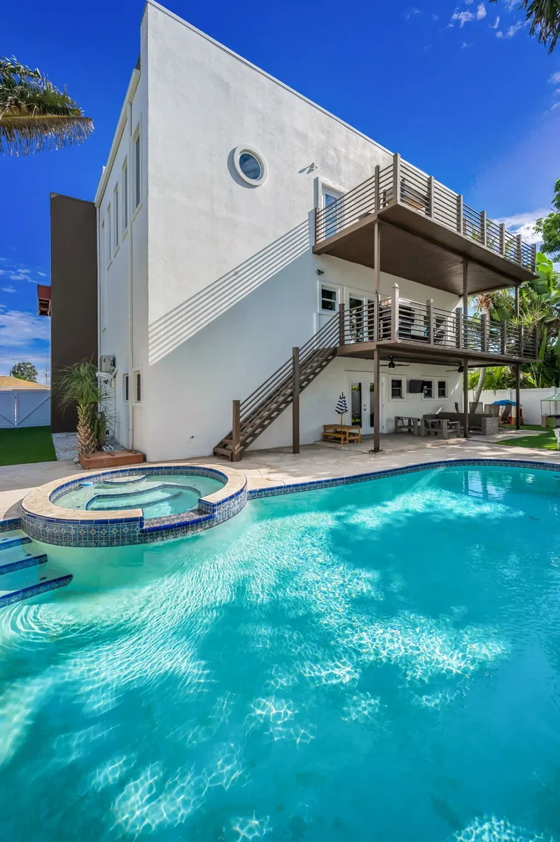 10206 4th St E, Treasure Island, FL 33706, St. Pete Beach, Florida, United States. - Photo 47