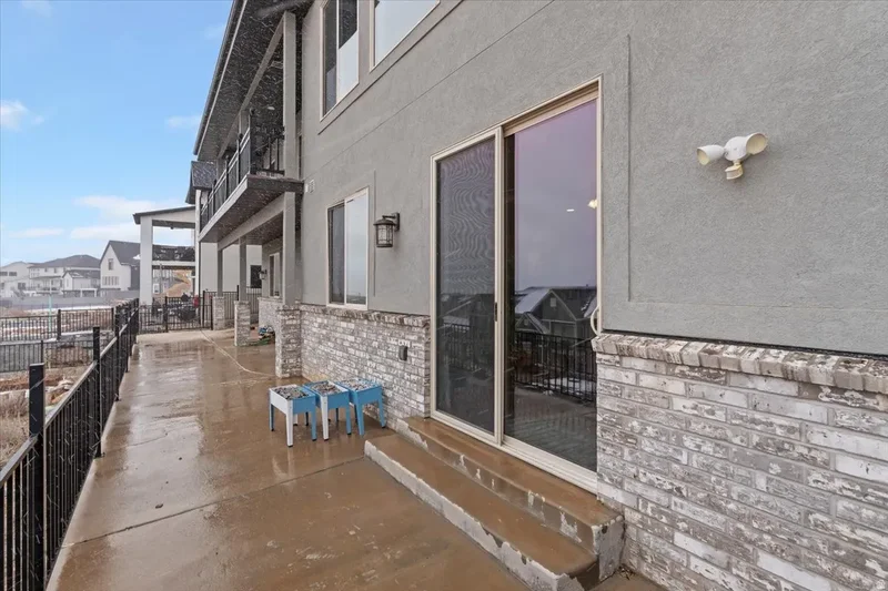 1013 W SEASONS VIEW CT N, Lehi, UT 84043, Lehi, Utah, United States. - Photo 44