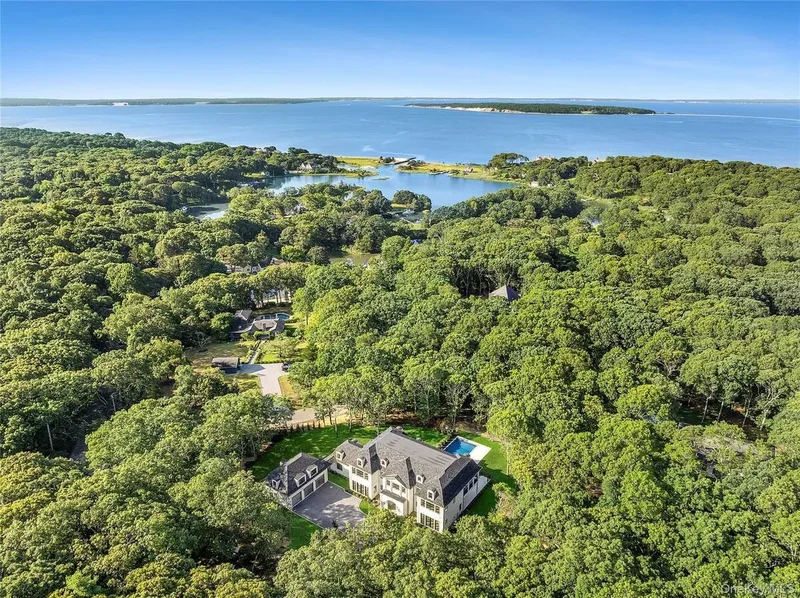 3360 Wunneweta Road, Cutchogue, New York, United States. - Photo 22