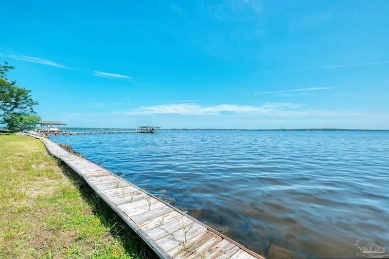 5450 N Shore Rd, Pensacola, FL 32507, Pensacola, Florida, United States. - Photo 2