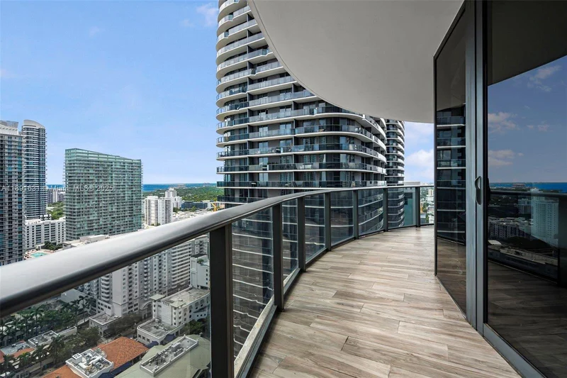 801 S Miami Ave 2901, Miami, Florida, United States. - Photo 6